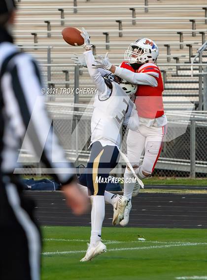 Thumbnail 3 in Cuthbertson @ Marvin Ridge photogallery.