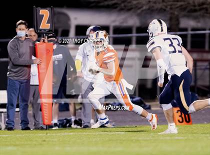 Thumbnail 1 in Cuthbertson @ Marvin Ridge photogallery.