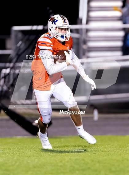 Thumbnail 1 in Cuthbertson @ Marvin Ridge photogallery.