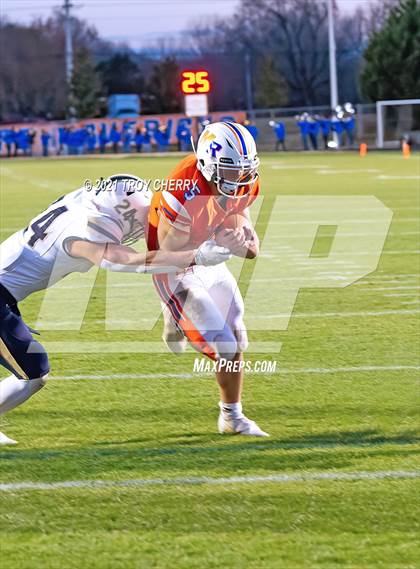 Thumbnail 3 in Cuthbertson @ Marvin Ridge photogallery.