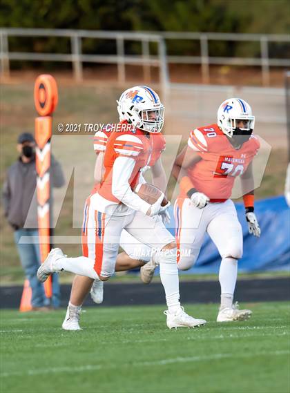 Thumbnail 1 in Cuthbertson @ Marvin Ridge photogallery.