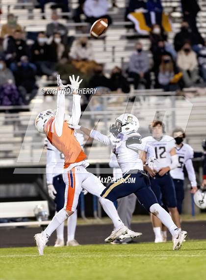Thumbnail 3 in Cuthbertson @ Marvin Ridge photogallery.