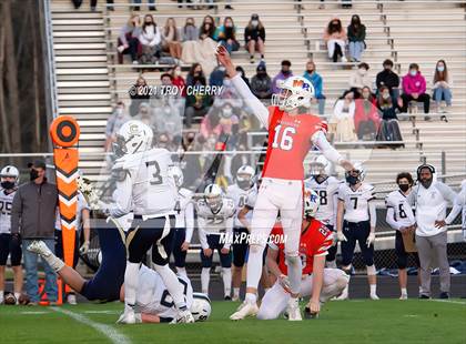 Thumbnail 1 in Cuthbertson @ Marvin Ridge photogallery.