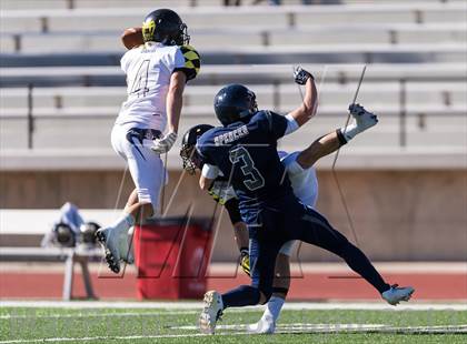Thumbnail 3 in Duchesne vs. Diamond Ranch Academy (UHSAA 1A Semifinal) photogallery.