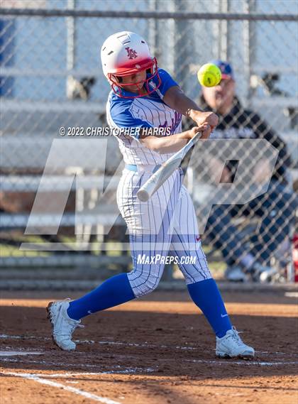 Thumbnail 2 in El Dorado vs Los Alamitos (Cypress Tournament) photogallery.