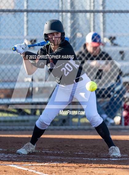Thumbnail 3 in El Dorado vs Los Alamitos (Cypress Tournament) photogallery.