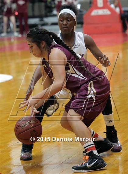 Thumbnail 3 in Independence vs. Sierra (CIF Central - D2 Girls Final) photogallery.