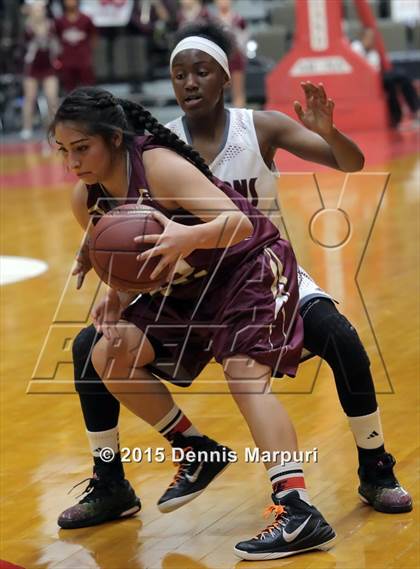 Thumbnail 1 in Independence vs. Sierra (CIF Central - D2 Girls Final) photogallery.