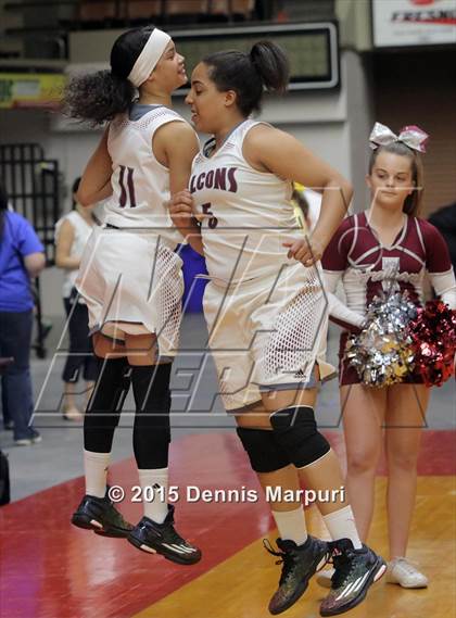 Thumbnail 3 in Independence vs. Sierra (CIF Central - D2 Girls Final) photogallery.