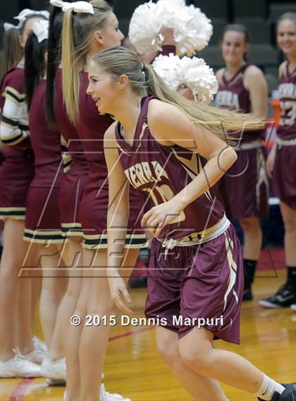 Thumbnail 2 in Independence vs. Sierra (CIF Central - D2 Girls Final) photogallery.