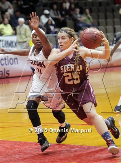 Thumbnail 1 in Independence vs. Sierra (CIF Central - D2 Girls Final) photogallery.