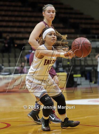 Thumbnail 3 in Independence vs. Sierra (CIF Central - D2 Girls Final) photogallery.
