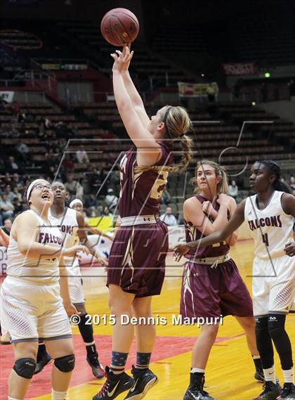 Thumbnail 2 in Independence vs. Sierra (CIF Central - D2 Girls Final) photogallery.