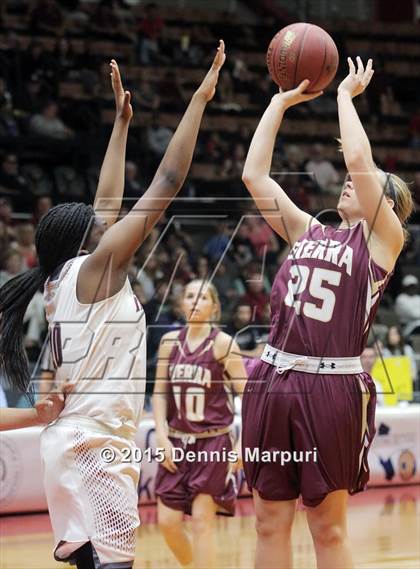 Thumbnail 2 in Independence vs. Sierra (CIF Central - D2 Girls Final) photogallery.