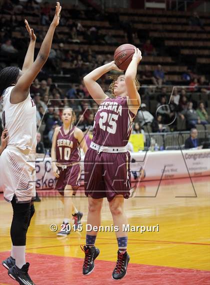 Thumbnail 1 in Independence vs. Sierra (CIF Central - D2 Girls Final) photogallery.