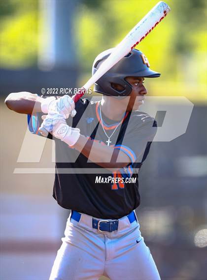 Thumbnail 2 in Grand Oaks vs Willis photogallery.