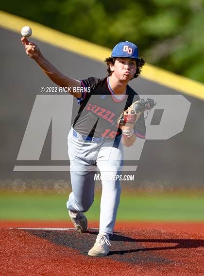 Thumbnail 1 in Grand Oaks vs Willis photogallery.