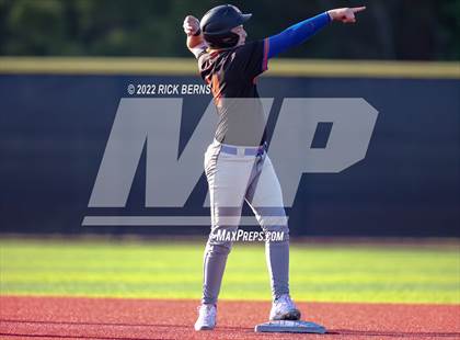 Thumbnail 2 in Grand Oaks vs Willis photogallery.