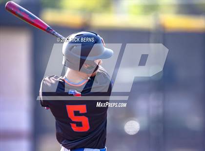 Thumbnail 2 in Grand Oaks vs Willis photogallery.