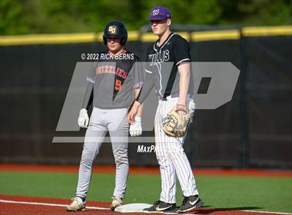 Thumbnail 1 in Grand Oaks vs Willis photogallery.