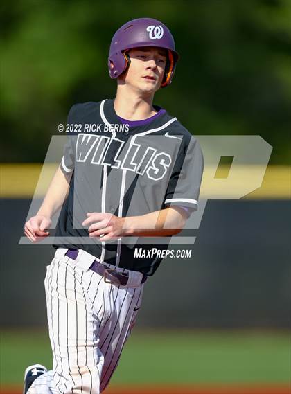 Thumbnail 1 in Grand Oaks vs Willis photogallery.