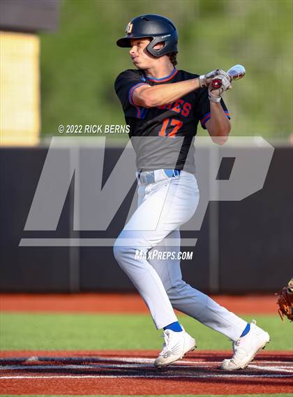 Thumbnail 2 in Grand Oaks vs Willis photogallery.