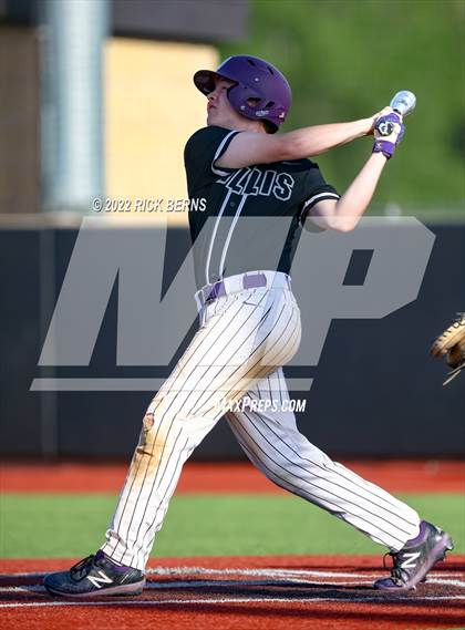 Thumbnail 2 in Grand Oaks vs Willis photogallery.