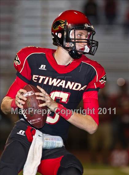 Thumbnail 3 in Glendora vs. Etiwanda photogallery.