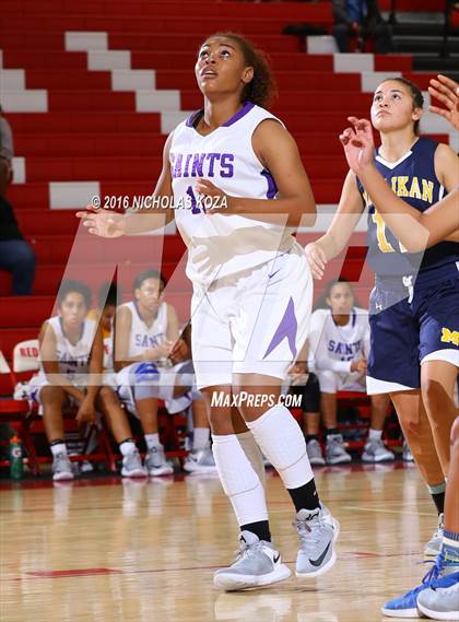 Thumbnail 2 in St. Anthony vs. Millikan (Battle of the Beach) photogallery.