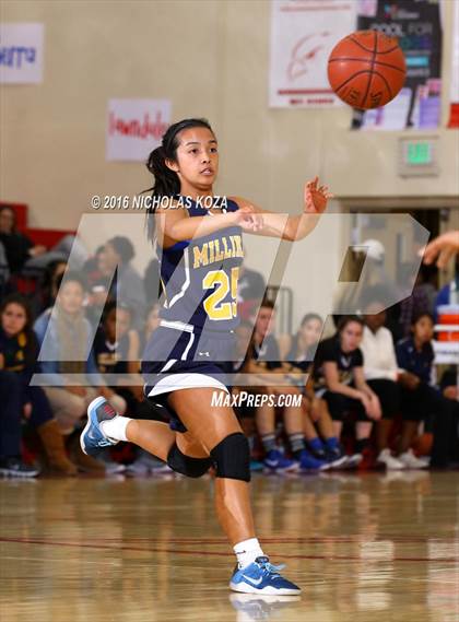 Thumbnail 2 in St. Anthony vs. Millikan (Battle of the Beach) photogallery.