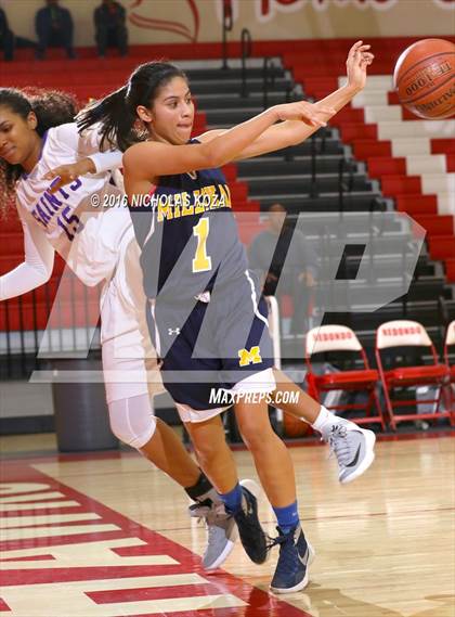Thumbnail 3 in St. Anthony vs. Millikan (Battle of the Beach) photogallery.
