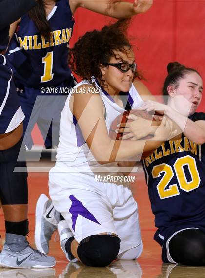 Thumbnail 2 in St. Anthony vs. Millikan (Battle of the Beach) photogallery.