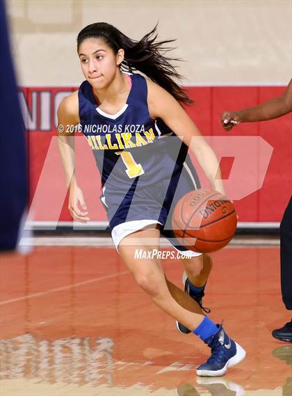 Thumbnail 2 in St. Anthony vs. Millikan (Battle of the Beach) photogallery.