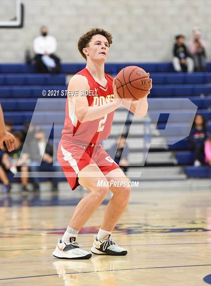 Thumbnail 3 in Cathedral Catholic @ San Ysidro photogallery.