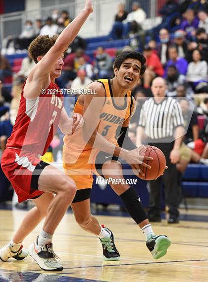 Thumbnail 1 in Cathedral Catholic @ San Ysidro photogallery.