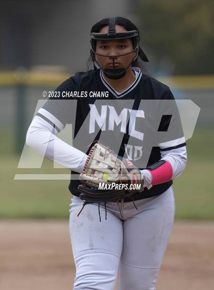 Thumbnail 3 in North Monterey County vs Aptos (Stevenson School) photogallery.