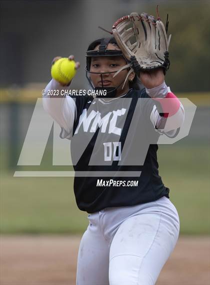 Thumbnail 1 in North Monterey County vs Aptos (Stevenson School) photogallery.