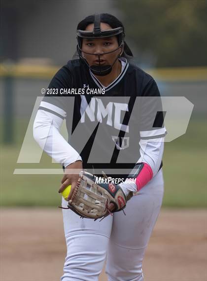 Thumbnail 2 in North Monterey County vs Aptos (Stevenson School) photogallery.