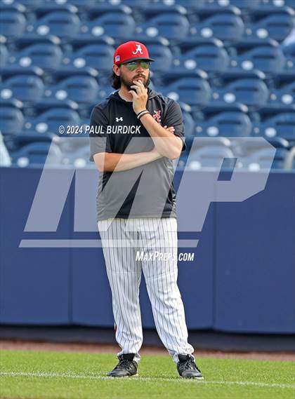 Thumbnail 2 in Avonworth vs. Neumann-Goretti (PIAA 3A Championship) photogallery.