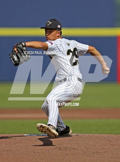 Thumbnail 2 in Avonworth vs. Neumann-Goretti (PIAA 3A Championship) photogallery.