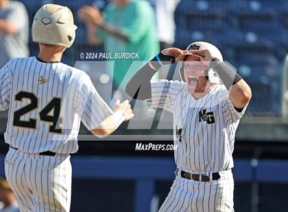 Thumbnail 2 in Avonworth vs. Neumann-Goretti (PIAA 3A Championship) photogallery.