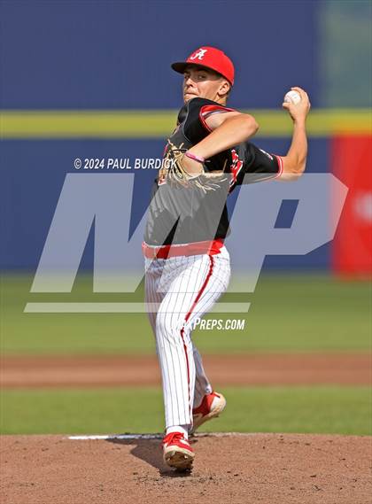 Thumbnail 1 in Avonworth vs. Neumann-Goretti (PIAA 3A Championship) photogallery.