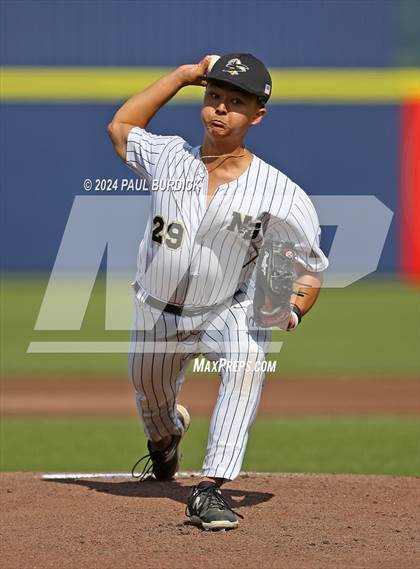 Thumbnail 3 in Avonworth vs. Neumann-Goretti (PIAA 3A Championship) photogallery.