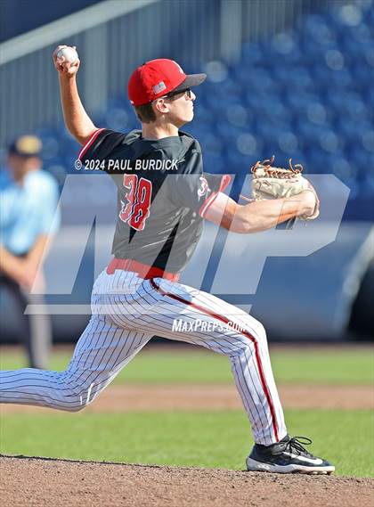 Thumbnail 1 in Avonworth vs. Neumann-Goretti (PIAA 3A Championship) photogallery.