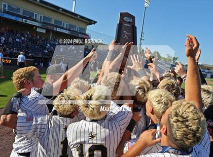 Thumbnail 3 in Avonworth vs. Neumann-Goretti (PIAA 3A Championship) photogallery.