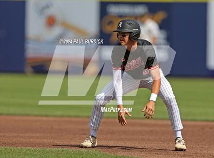 Thumbnail 2 in Avonworth vs. Neumann-Goretti (PIAA 3A Championship) photogallery.