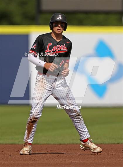 Thumbnail 2 in Avonworth vs. Neumann-Goretti (PIAA 3A Championship) photogallery.