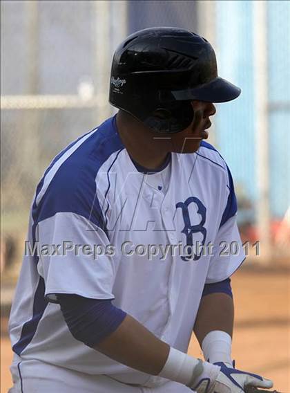 Thumbnail 3 in Hoover @ Burbank photogallery.