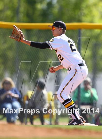 Thumbnail 3 in Riverton @ Cottonwood (UHSAA 5A Playoffs) photogallery.