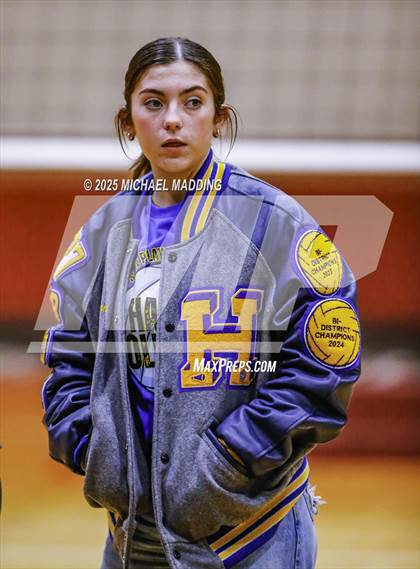 Thumbnail 2 in Hardin vs Warren (UIL Volleyball 3A DII Bi-District) photogallery.